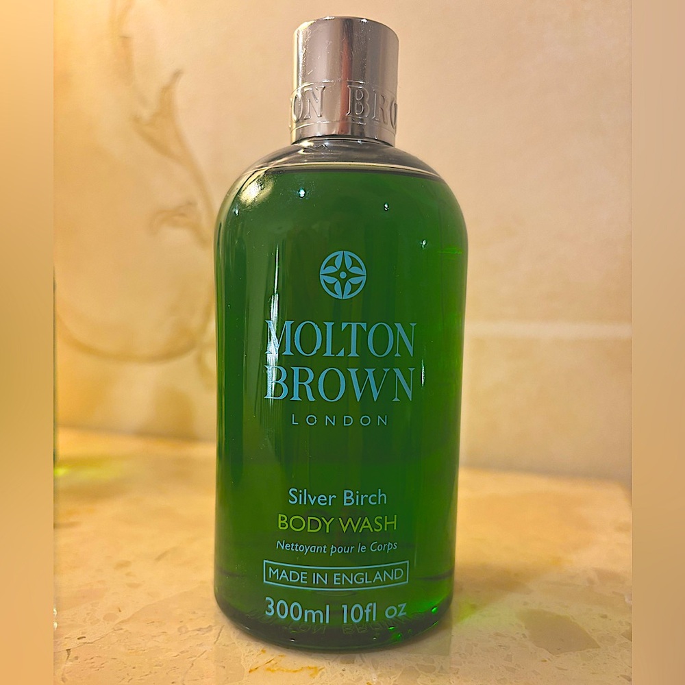 Molton Brown Bracing Silver Birch Bath & Shower Gel 10fl oz.
